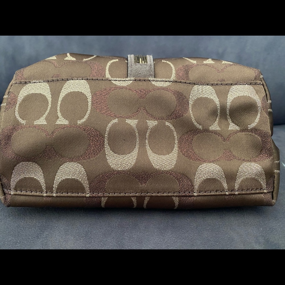 Coach Bag - Picture 4 of 5